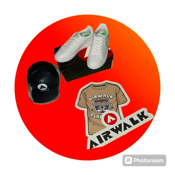 New Mini Brands Sneakers 4 balls in bundle!! - Picture 6 of 7